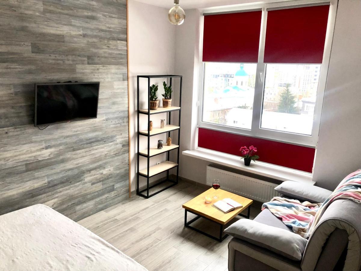 Osapart Beautiful Apartment In A Complex Semycvit Leópolis Exterior foto