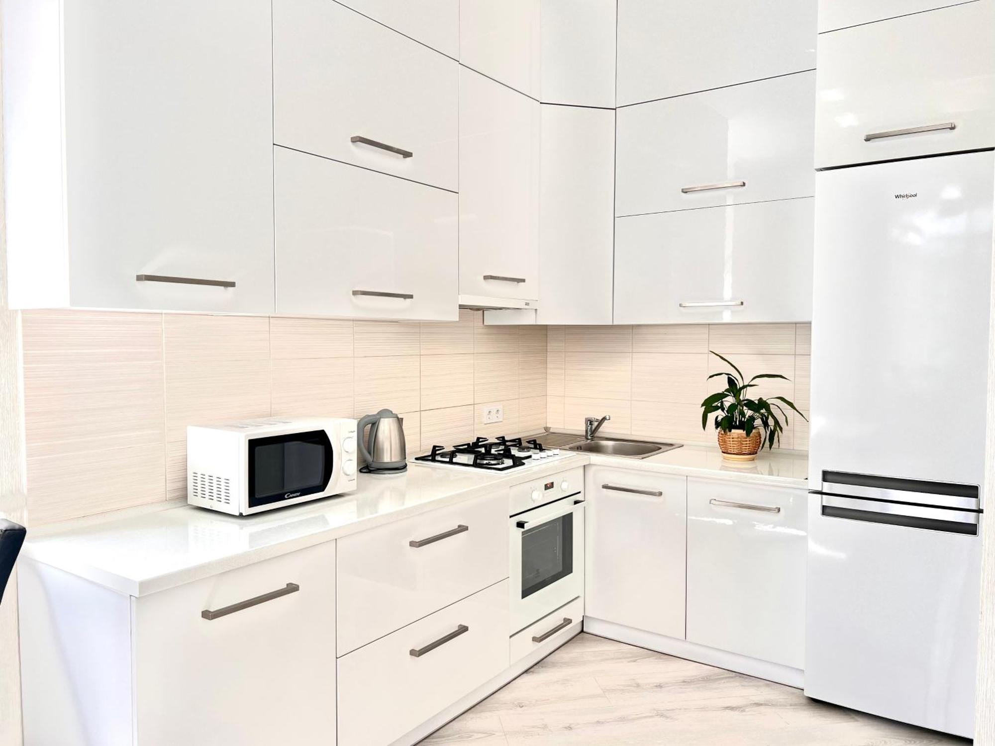 Osapart Beautiful Apartment In A Complex Semycvit Leópolis Exterior foto