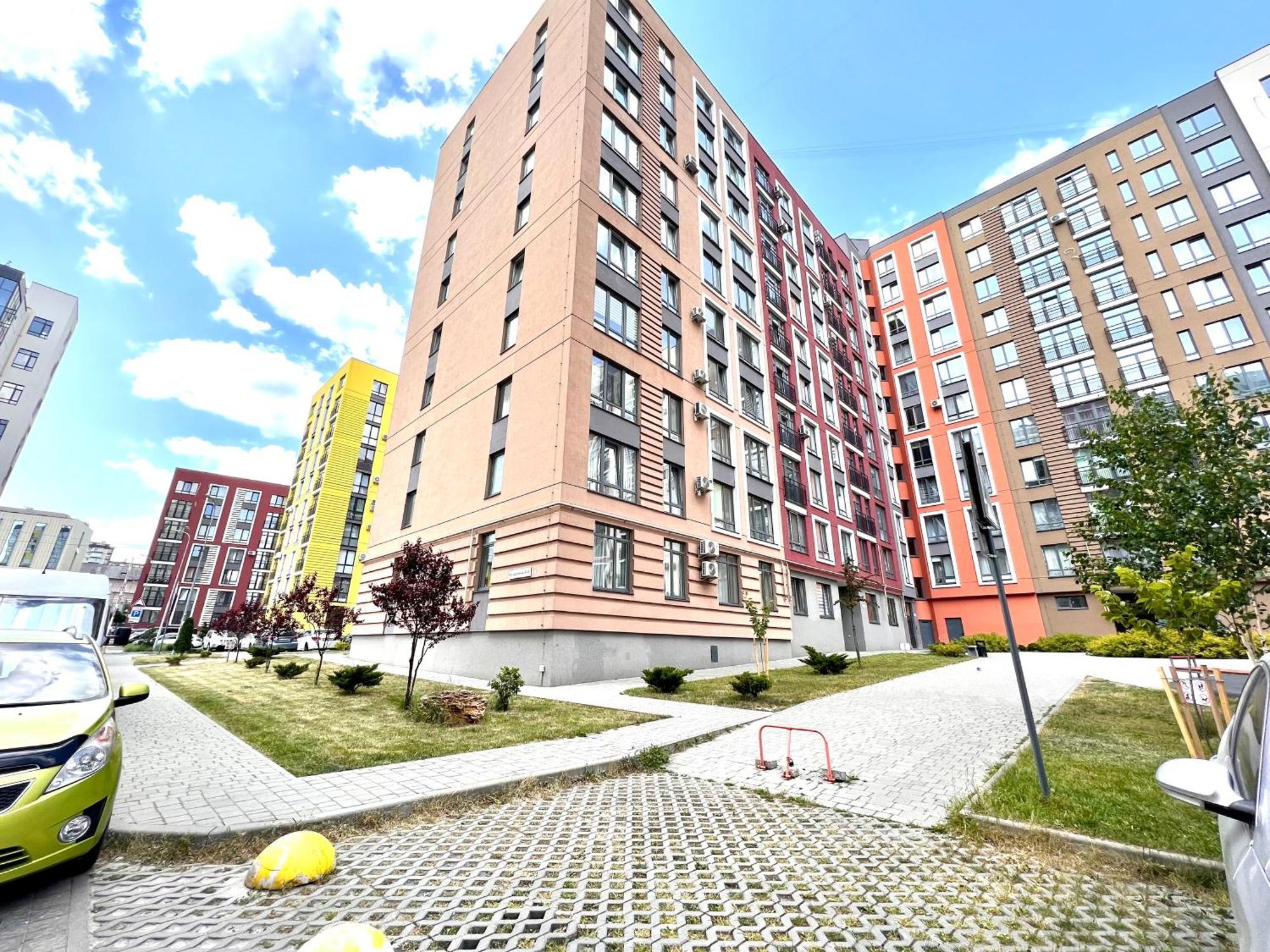 Osapart Beautiful Apartment In A Complex Semycvit Leópolis Exterior foto