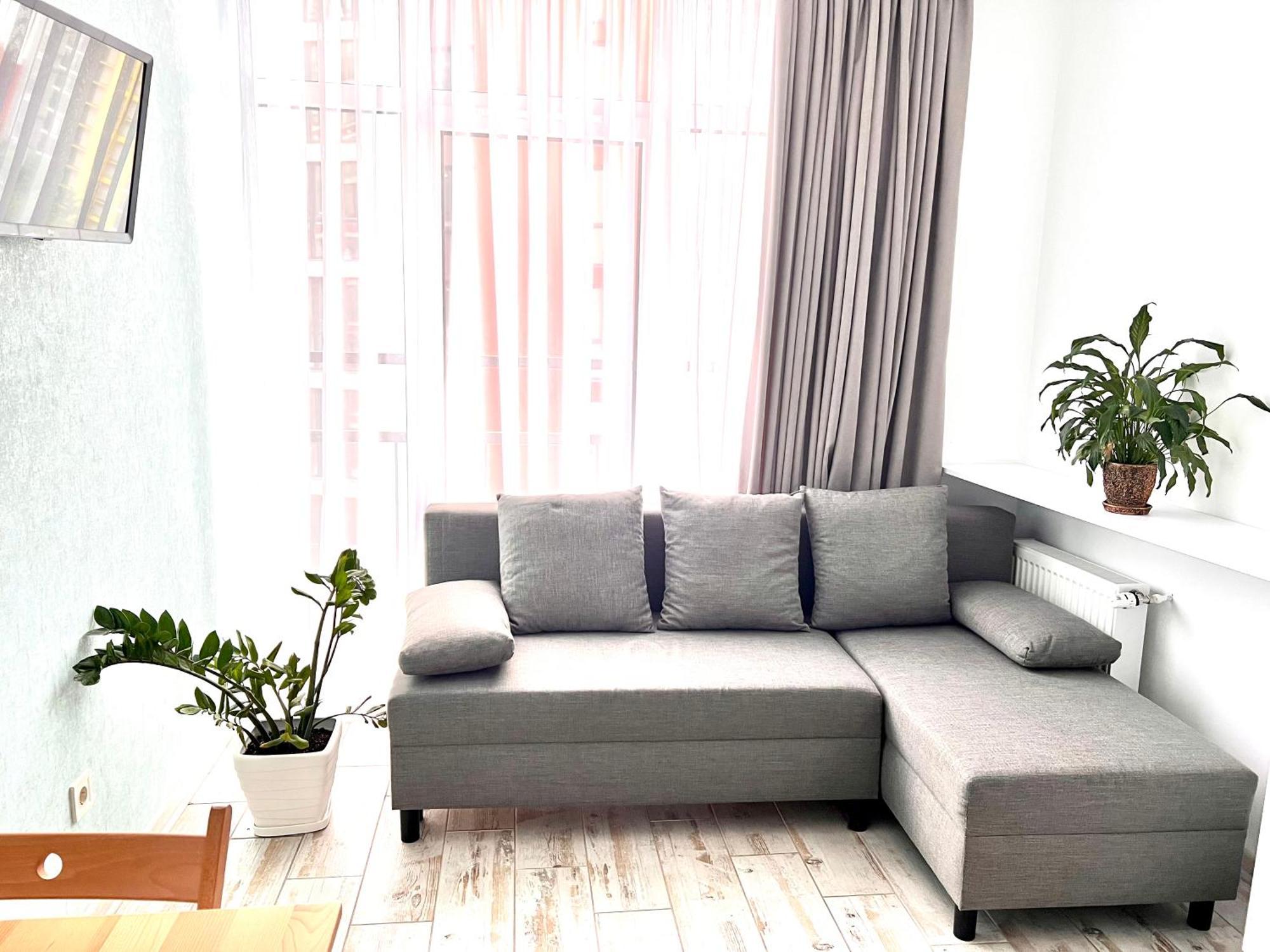 Osapart Beautiful Apartment In A Complex Semycvit Leópolis Exterior foto