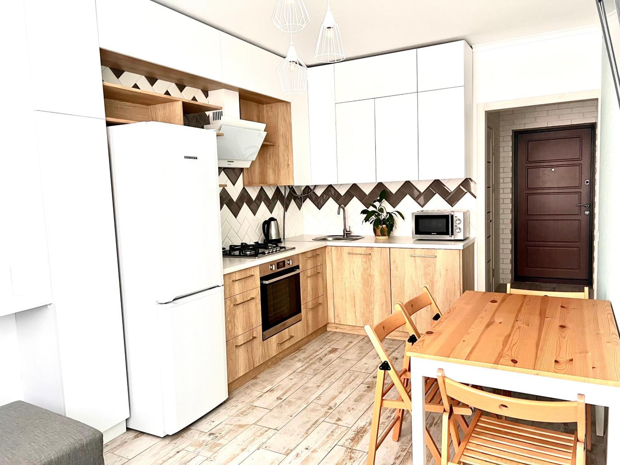 Osapart Beautiful Apartment In A Complex Semycvit Leópolis Exterior foto